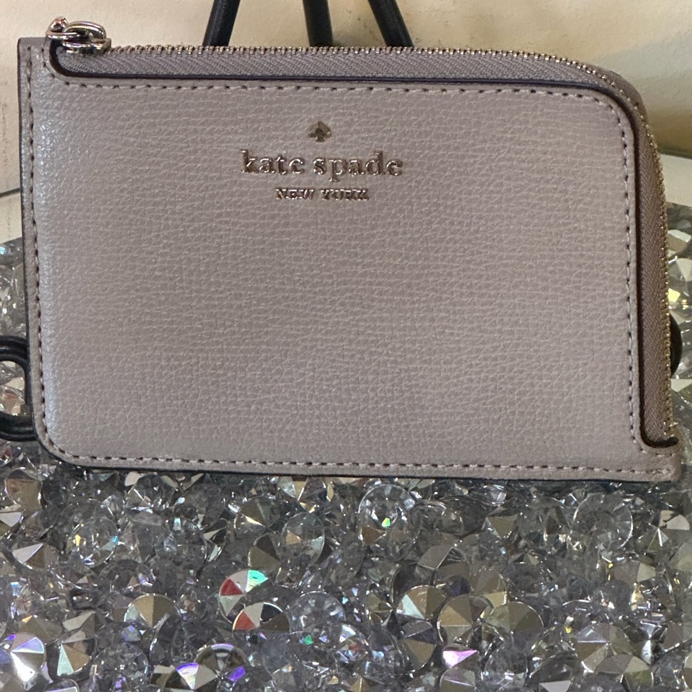 Kate Spade light grey keychain wallet holder